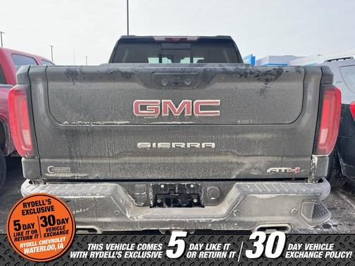2023 GMC Sierra 1500 AT4