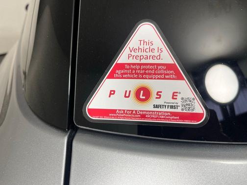 Sterling Gray Metallic 2026 Chevrolet Traverse LT