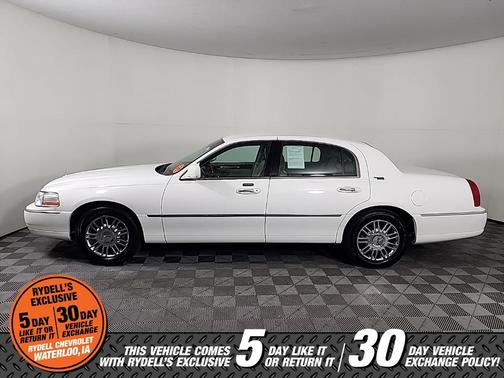 2009 Lincoln Town Car Signature Limited