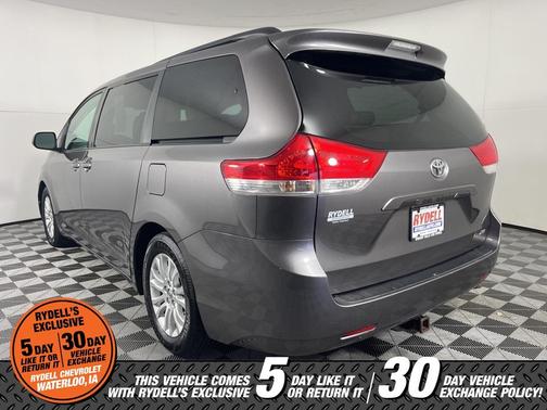 2014 Toyota Sienna XLE