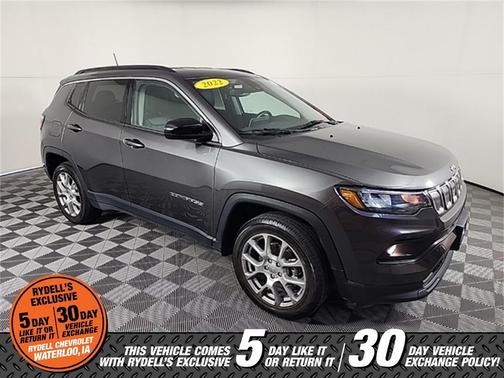 2022 Jeep Compass Latitude Lux