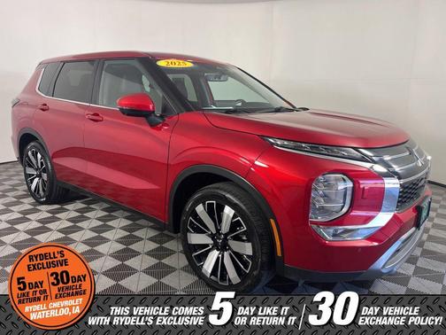 Red 2025 Mitsubishi Outlander