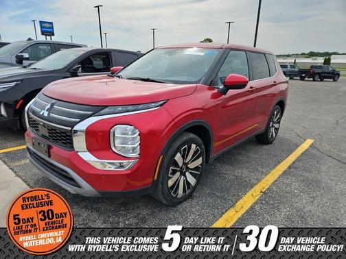 Red 2025 Mitsubishi Outlander