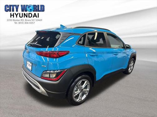 2022 Hyundai KONA SEL