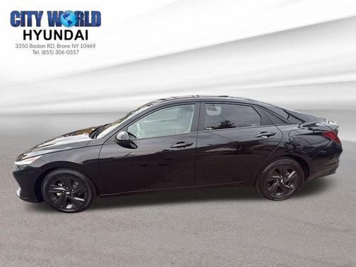 2022 Hyundai ELANTRA SEL