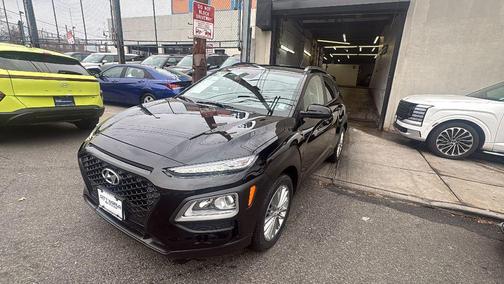 2021 Hyundai KONA SEL