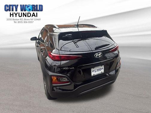 2021 Hyundai KONA SEL