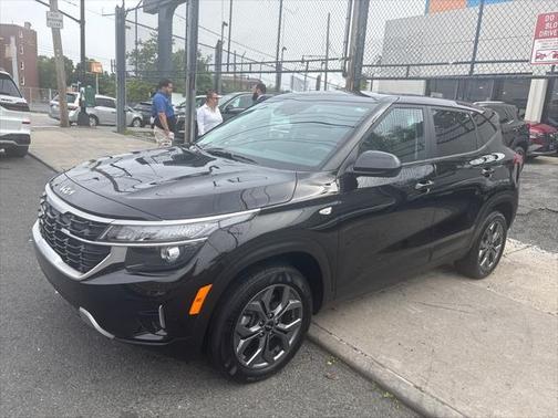 2024 Kia Seltos LX