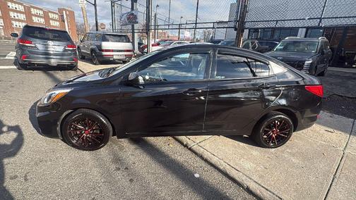 2016 Hyundai Accent SE