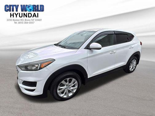 2021 Hyundai TUCSON SE
