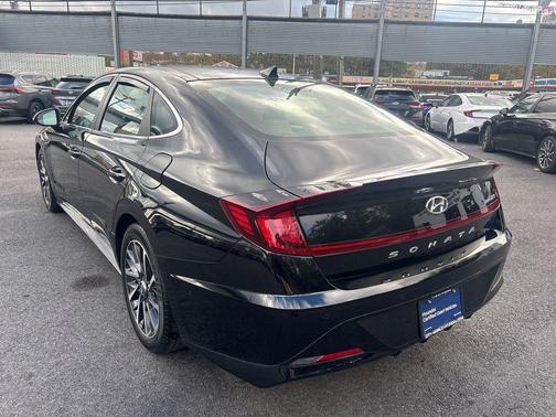 2023 Hyundai SONATA Limited