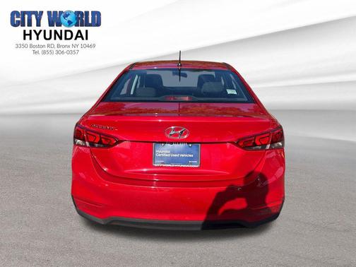 2022 Hyundai Accent SE