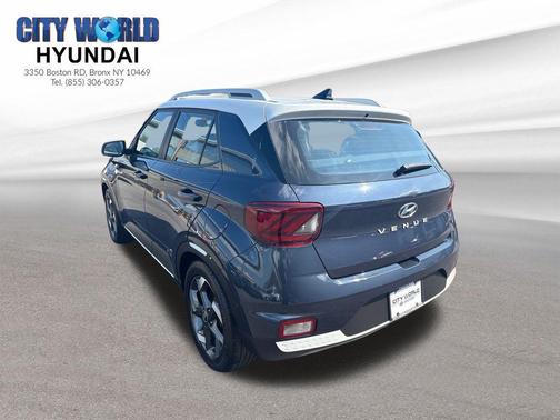 2022 Hyundai VENUE Limited
