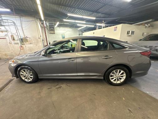 2019 Hyundai SONATA SE