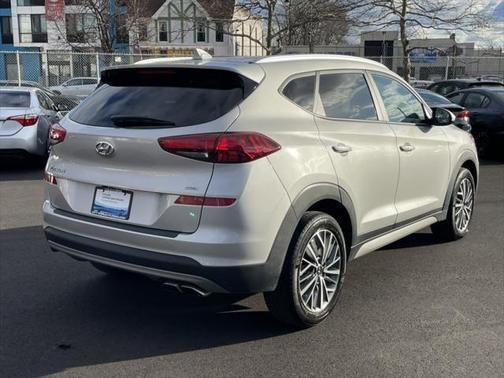 2021 Hyundai TUCSON SEL