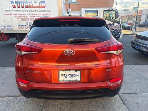 2017 Hyundai TUCSON SE