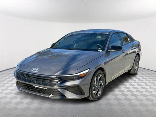 2025 Hyundai ELANTRA SEL