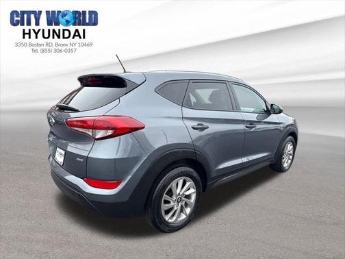 2016 Hyundai TUCSON SE