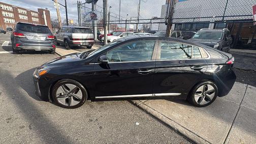 2021 Hyundai IONIQ Hybrid Limited