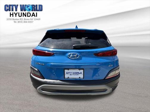 2022 Hyundai KONA SEL