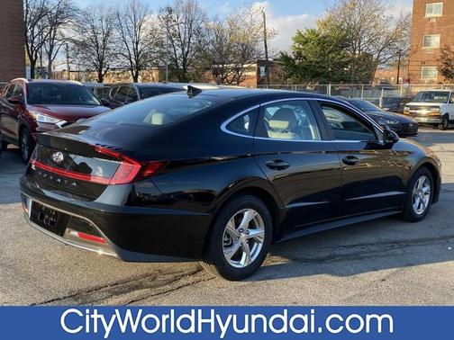 2021 Hyundai SONATA SE
