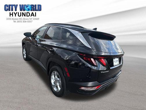 Black Pearl 2024 Hyundai TUCSON SEL