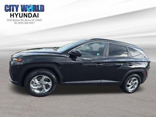 Black Pearl 2024 Hyundai TUCSON SEL