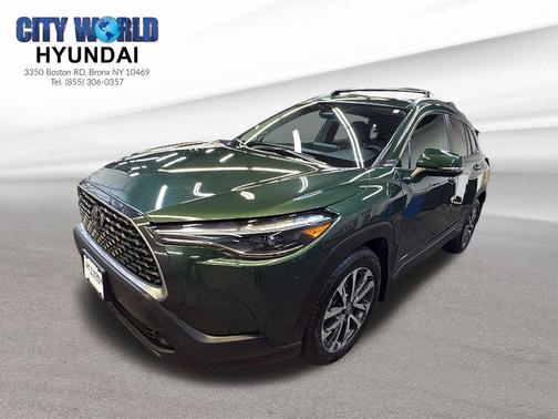 2024 Toyota Corolla Cross XLE