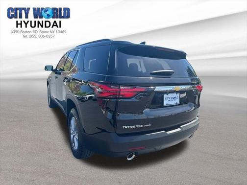 2022 Chevrolet Traverse LT