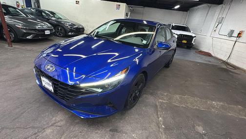 2021 Hyundai ELANTRA SEL