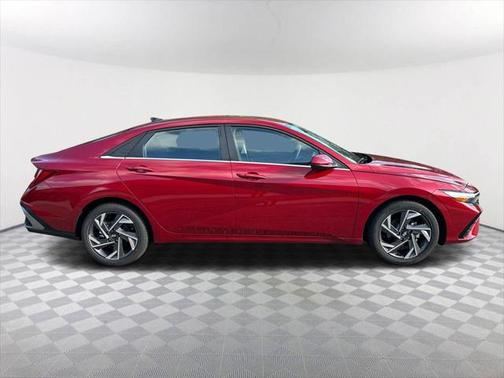 2025 Hyundai ELANTRA Sport