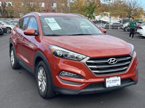 Sedona Sunset 2016 Hyundai TUCSON SE