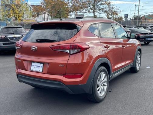 Sedona Sunset 2016 Hyundai TUCSON SE