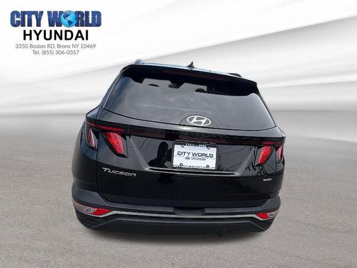 Black Pearl 2024 Hyundai TUCSON SEL