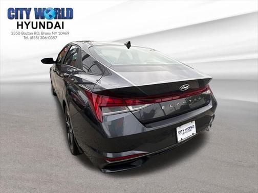2022 Hyundai ELANTRA SEL