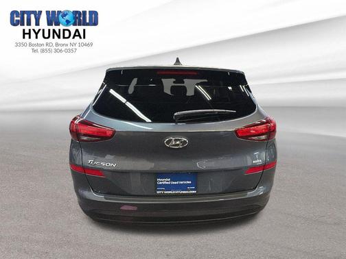 2021 Hyundai TUCSON SE