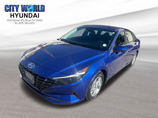 2022 Hyundai ELANTRA SE
