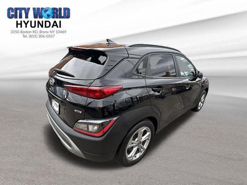 Abyss Black Pearl 2023 Hyundai KONA SEL