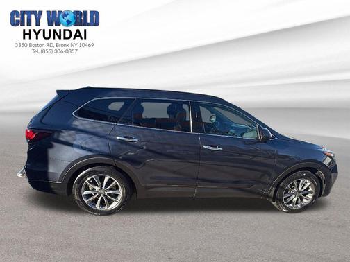 2017 Hyundai SANTA FE SE