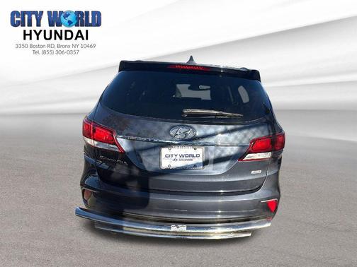 2017 Hyundai SANTA FE SE