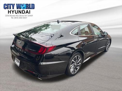 2022 Hyundai SONATA Limited