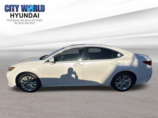 2015 Lexus ES 350 Base