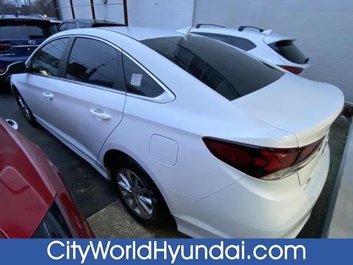 2019 Hyundai SONATA SE