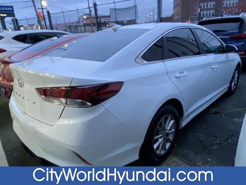2019 Hyundai SONATA SE