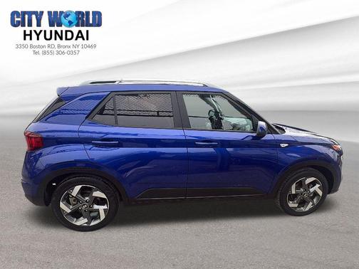 2022 Hyundai VENUE Limited