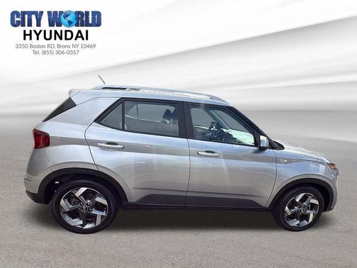 2023 Hyundai VENUE SEL