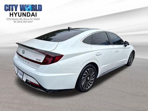 2021 Hyundai SONATA Hybrid Limited