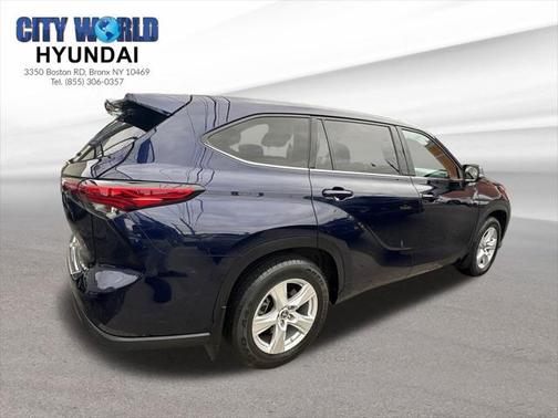 2021 Toyota Highlander LE