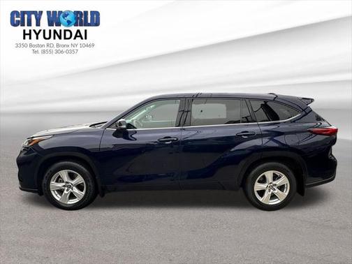 2021 Toyota Highlander LE