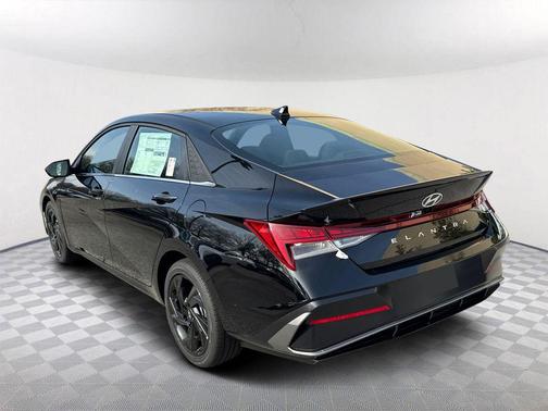 Abyss Black 2026 Hyundai ELANTRA Sport